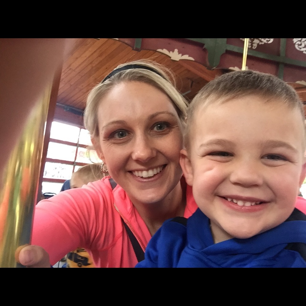 Meet your Posher, Ashley